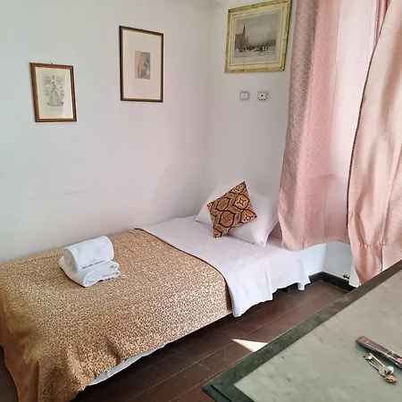 Casa Fanti 57 Hostal