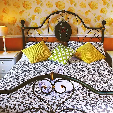 Hostal Casa Fanti 57 *